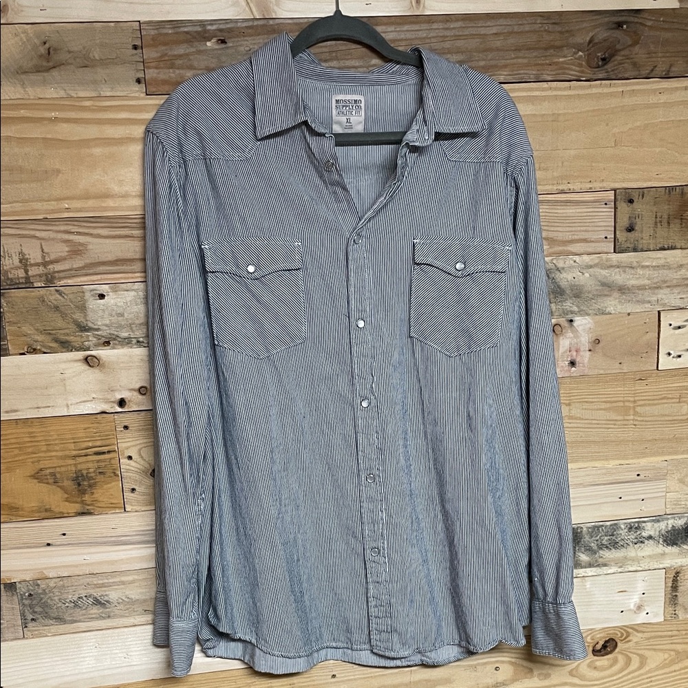 Mossimo Supply Co. size XL Blue and White Striped Pearl Snap Down Western Shirt